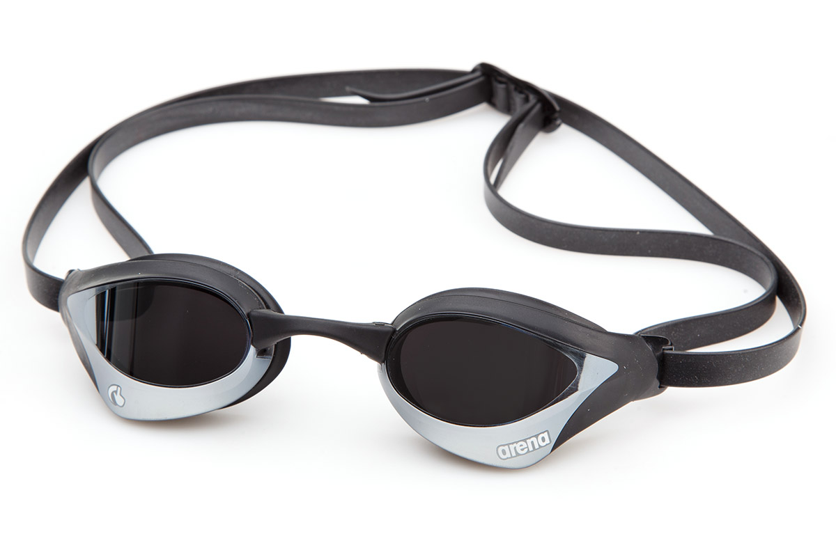 czarne okulary pływackie arena cobra core