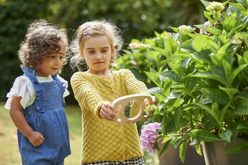 Lupa do eksploracji z wygodnymi uchwytami TickiT