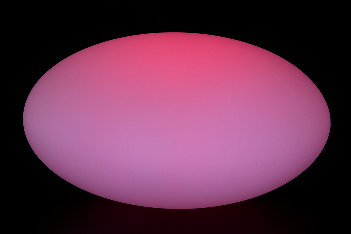 Świetlisty kolorowy kamień