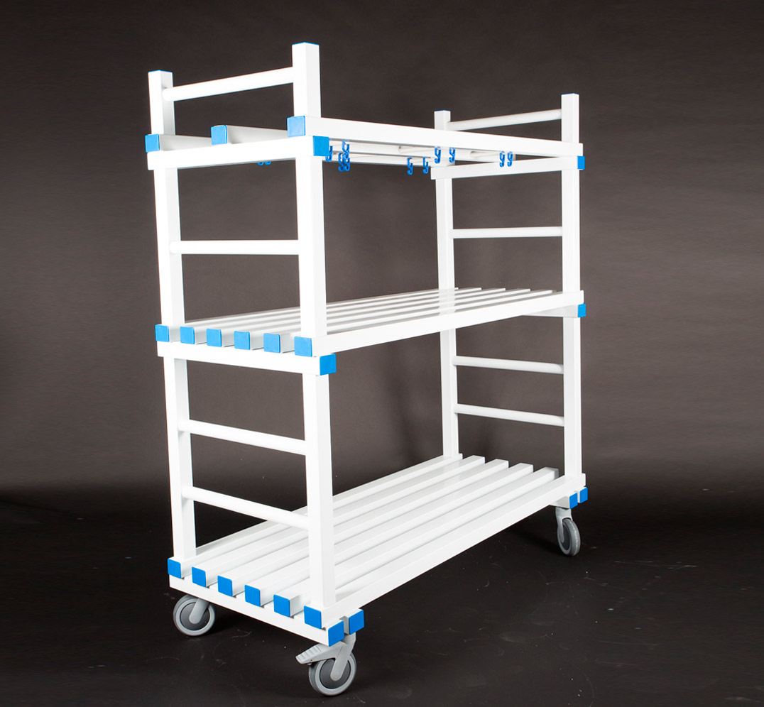 Wózek na sprzęt basenowy z wieszakami