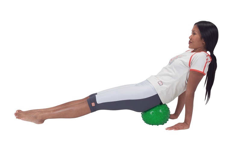 gymnic-aku-ball-pilka-sensoryczna-z-wypustkami