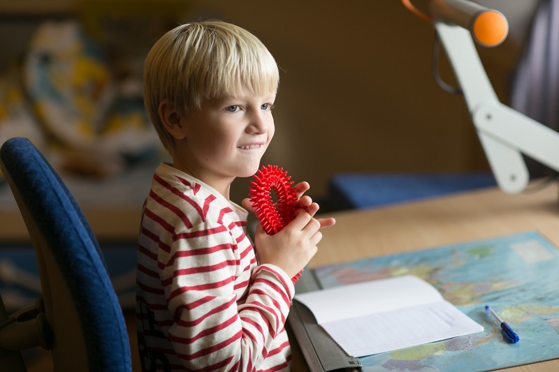 gymnic-aku-ring-ringo-do-cwiczen-z-kolcami