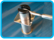 KOTWA UNIWERSALNA MONTAŻ W POSADZKĘ