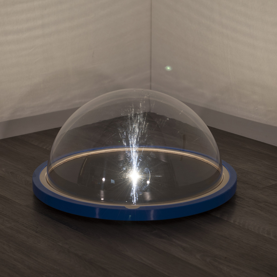 Sensoryczna kopuła świetlna - projektor immersyjny