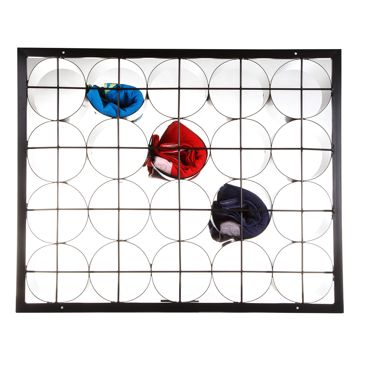 Półka basenowa typu „gołębnik” na ręczniki